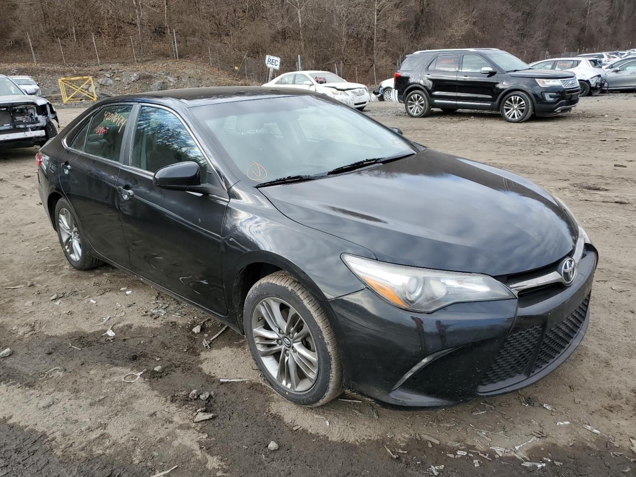 2016 TOYOTA CAMRY LE - Фото 4