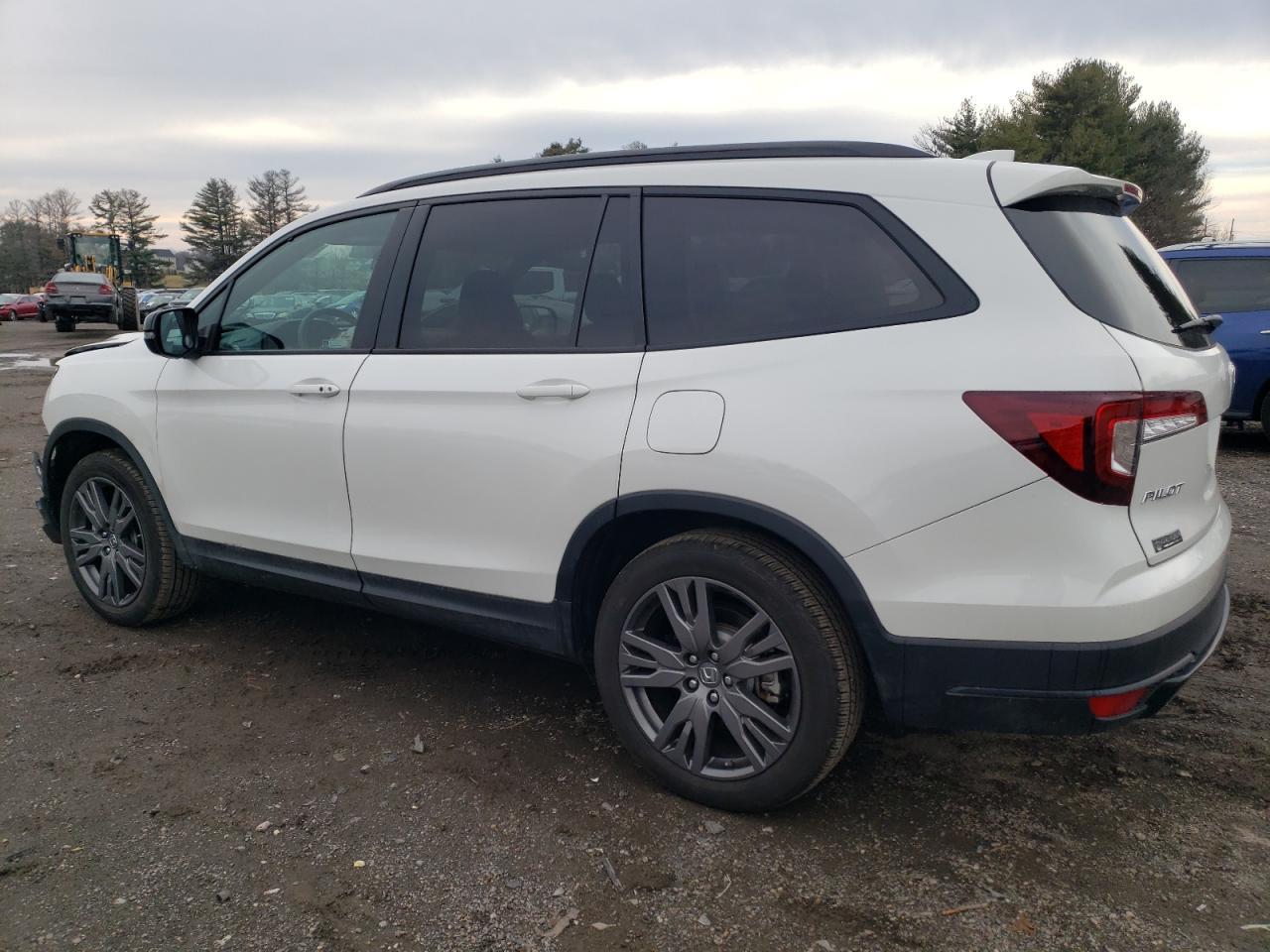 2022 HONDA PILOT SPOR - Image 2