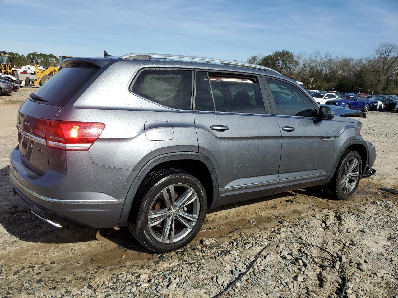 2019 VOLKSWAGEN ATLAS SE - Image 3