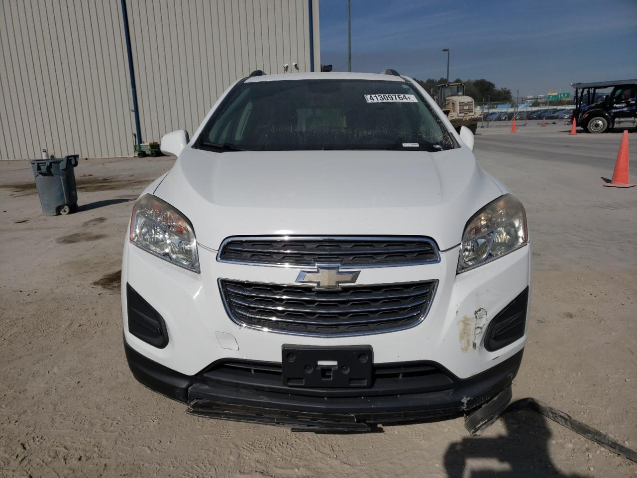 2015 CHEVROLET TRAX 1LT - Image 5