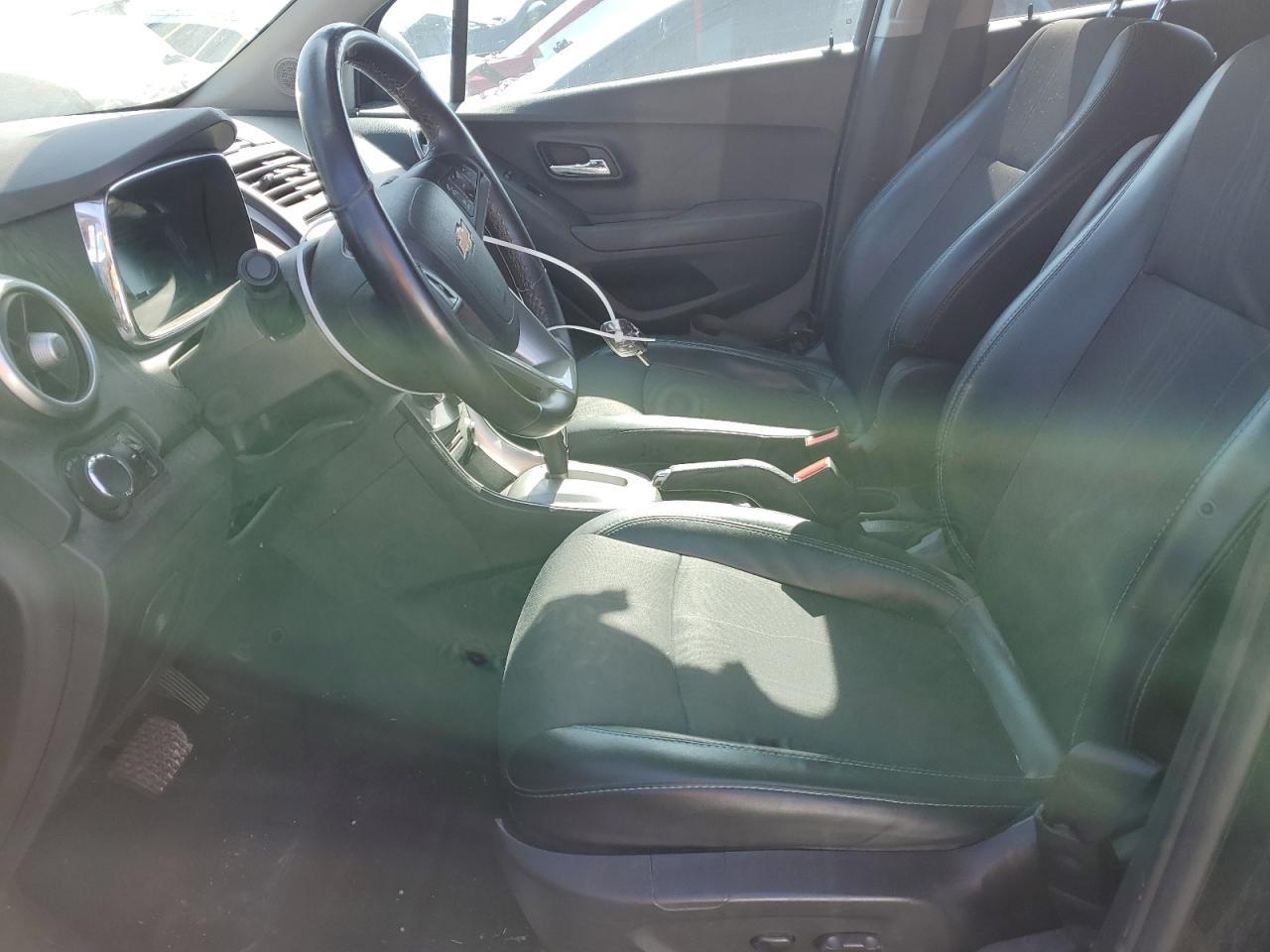 2015 CHEVROLET TRAX 1LT - Image 7