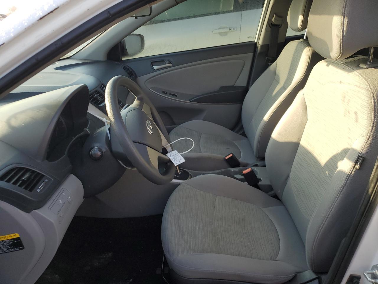 2017 HYUNDAI ACCENT SE - Image 7