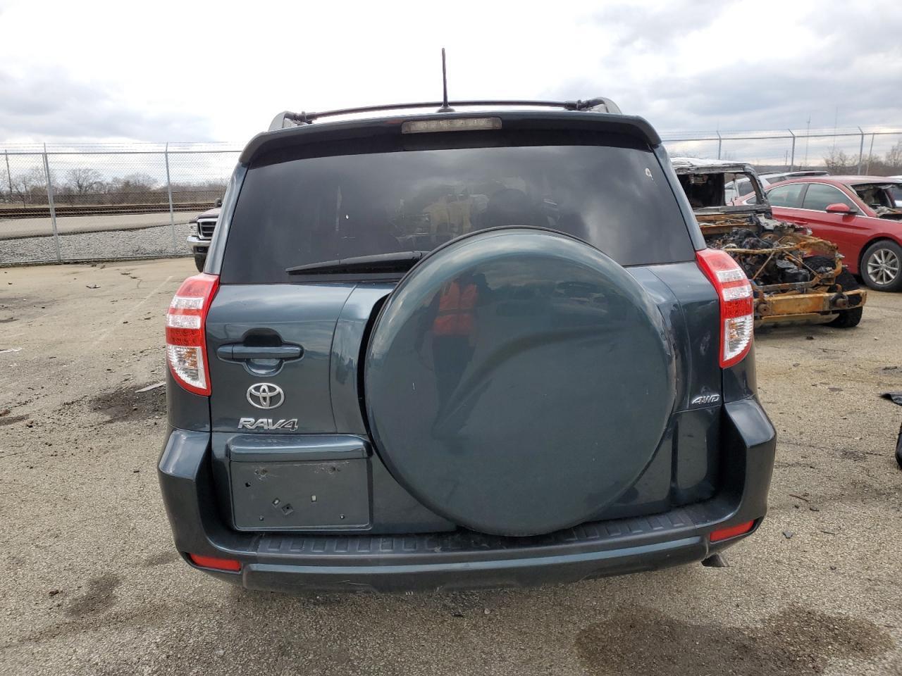 2011 TOYOTA RAV4 - Image 6
