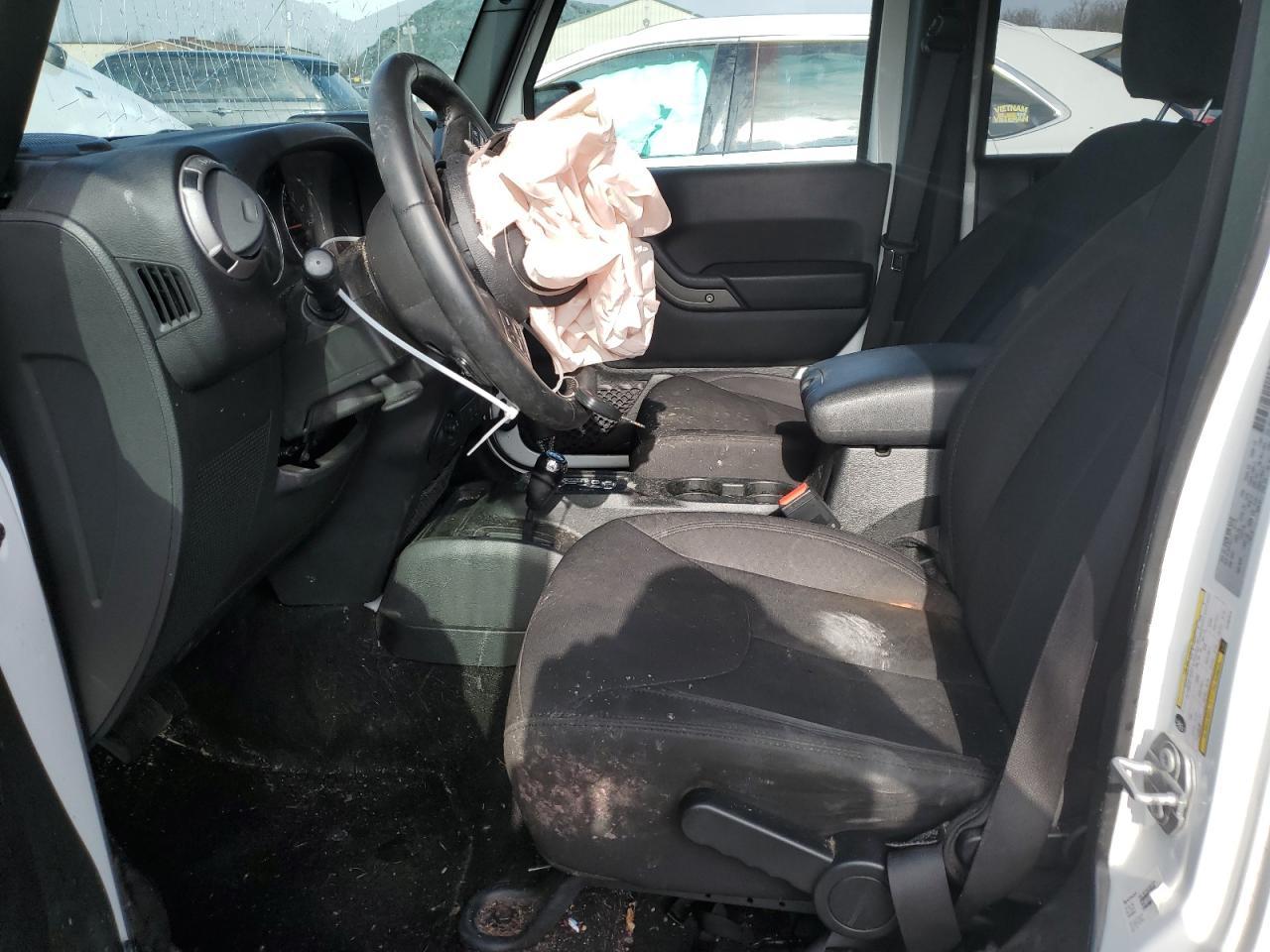 2017 JEEP WRANGLER U - Image 7