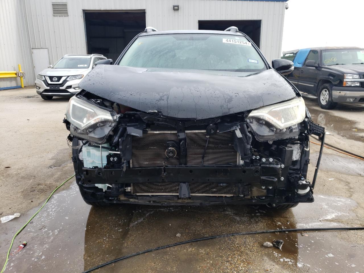 2016 TOYOTA RAV4 XLE - Image 5
