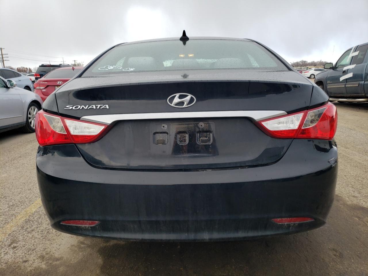 2011 HYUNDAI SONATA GLS - Image 6