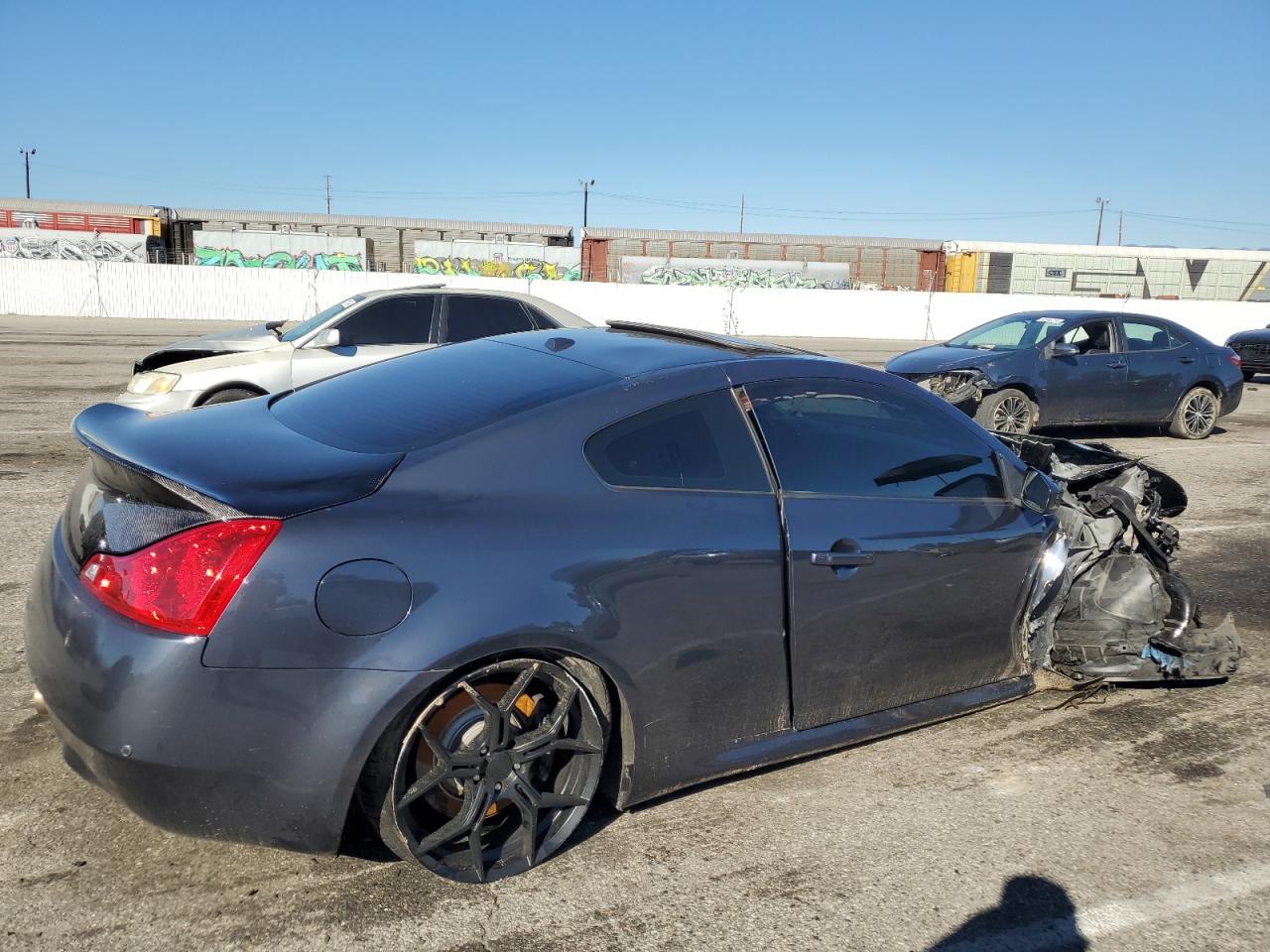 2012 INFINITI G37 BASE - Image 3
