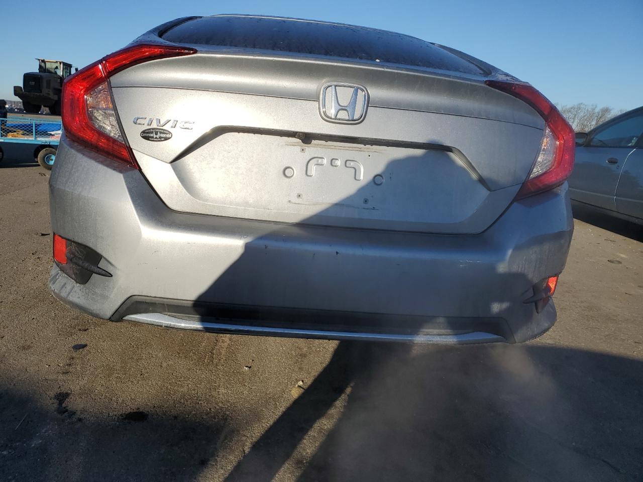 2019 HONDA CIVIC LX - Image 6
