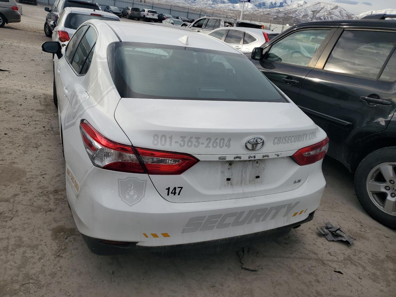 2020 TOYOTA CAMRY LE - Фото 6