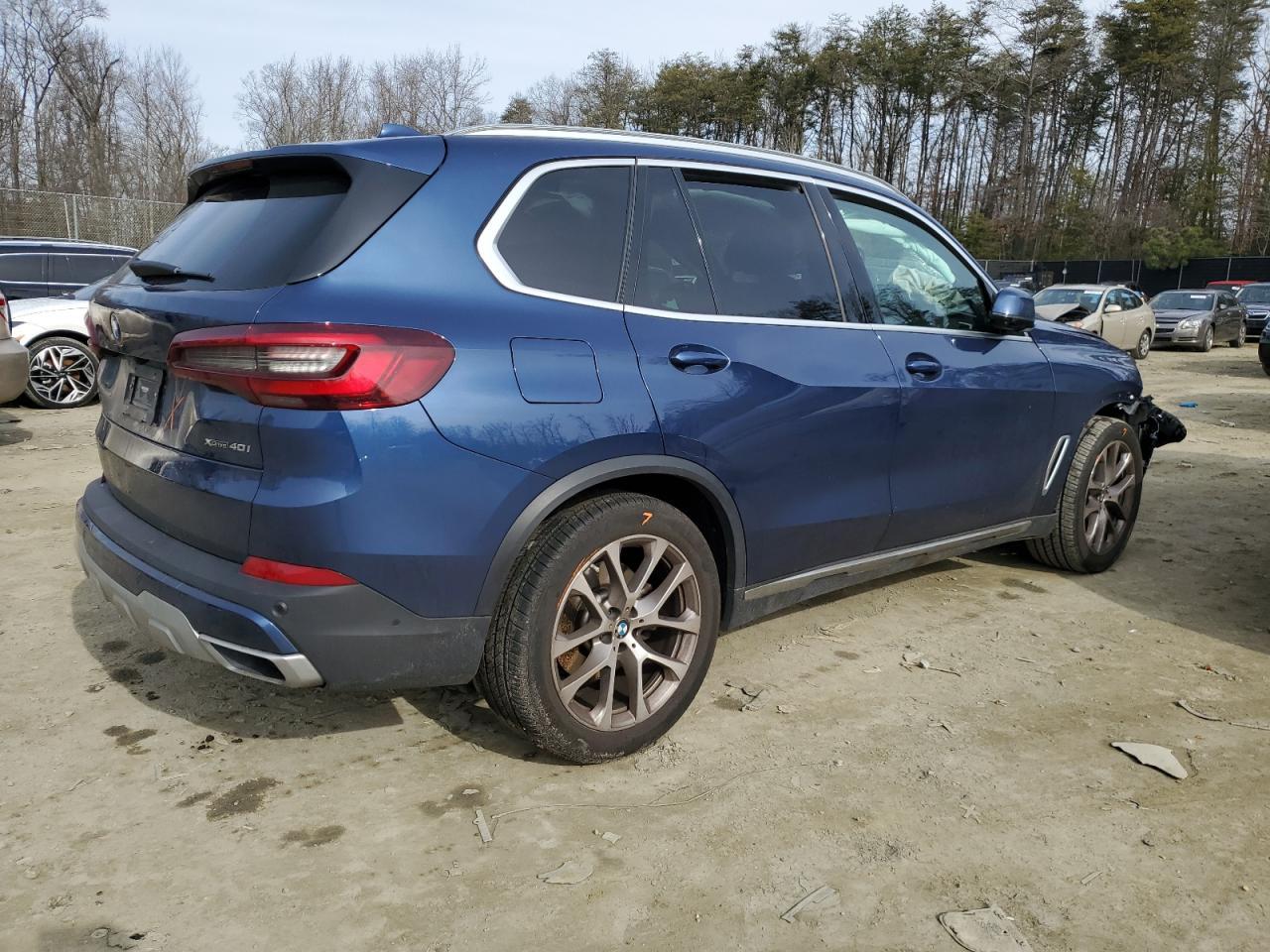 2022 BMW X5 XDRIVE4 - Фото 3