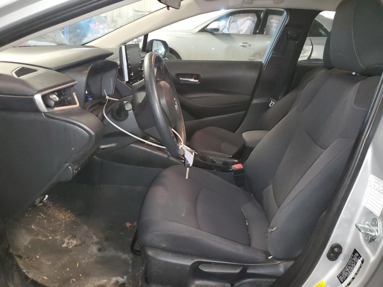 2021 TOYOTA COROLLA LE - Фото 7