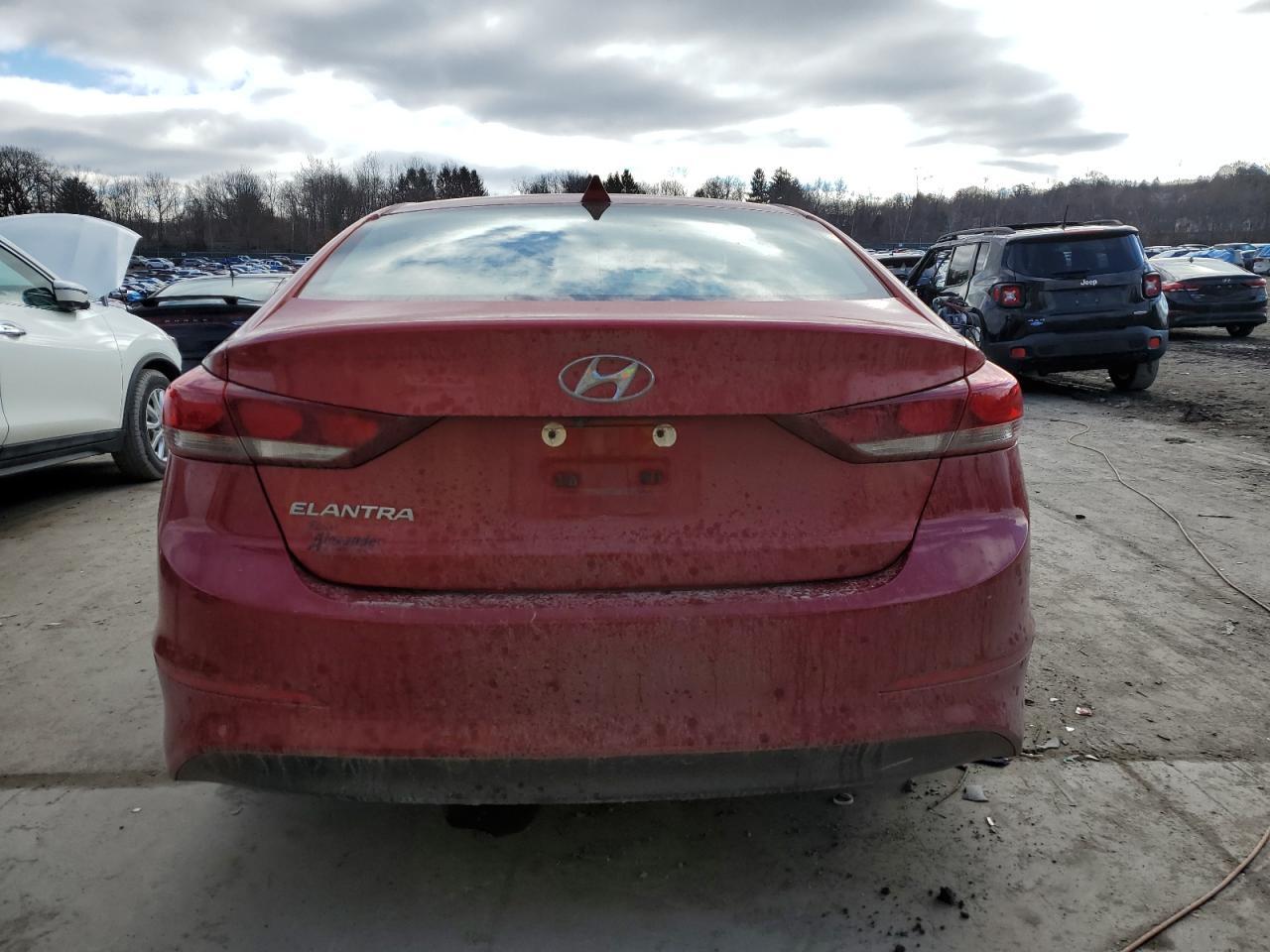 2018 HYUNDAI ELANTRA SE - Image 6