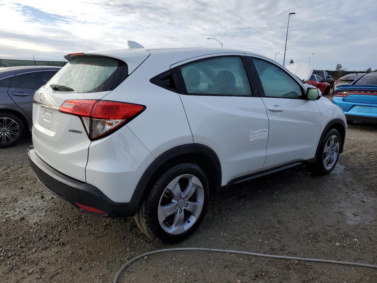 2021 HONDA HR-V LX - Image 3