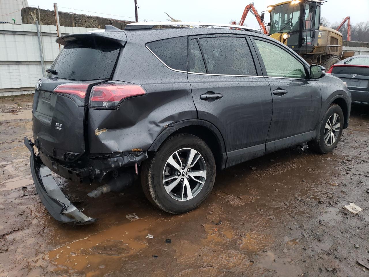 2016 TOYOTA RAV4 XLE - Фото 3