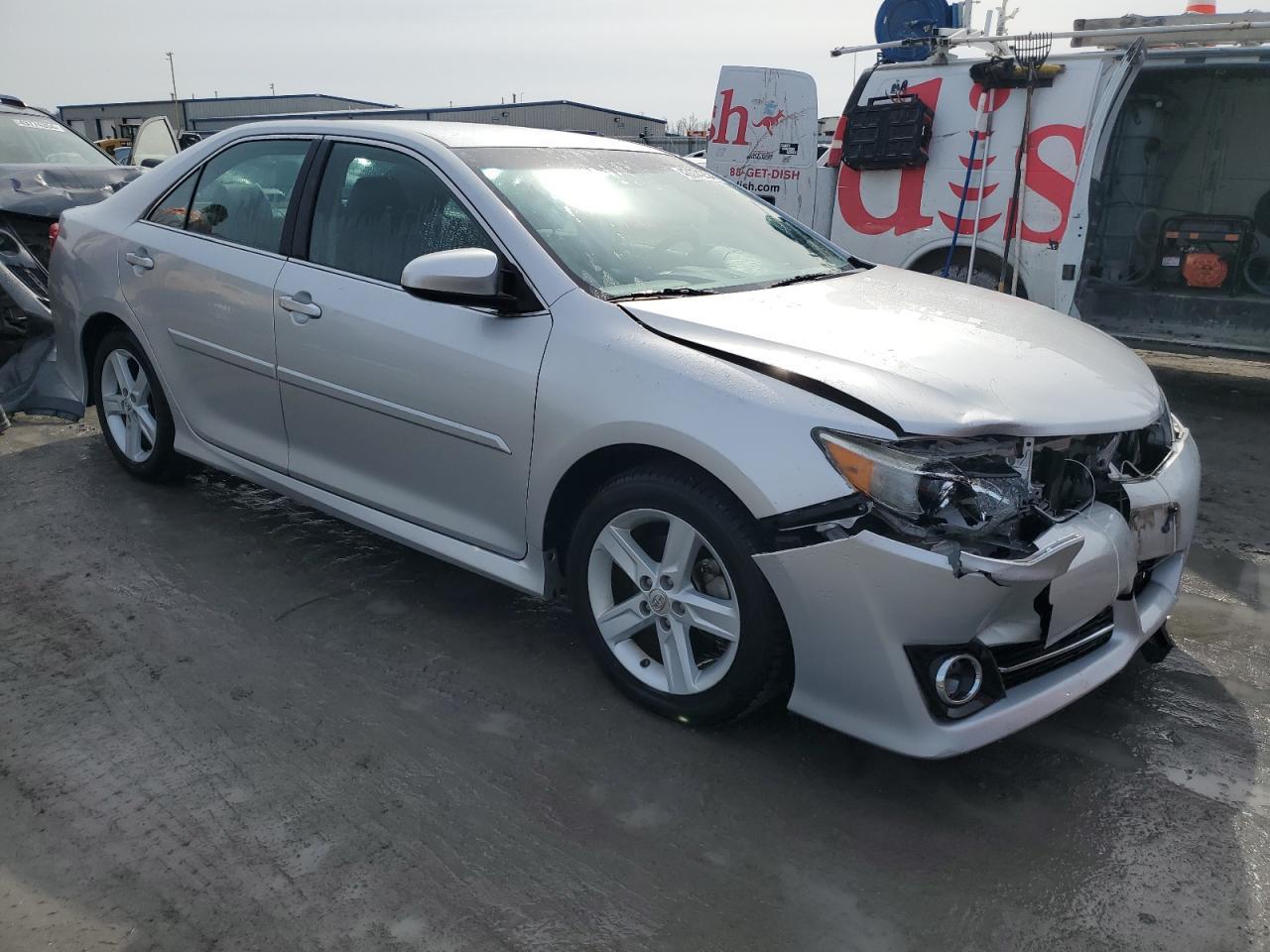 2012 TOYOTA CAMRY BASE - Фото 4
