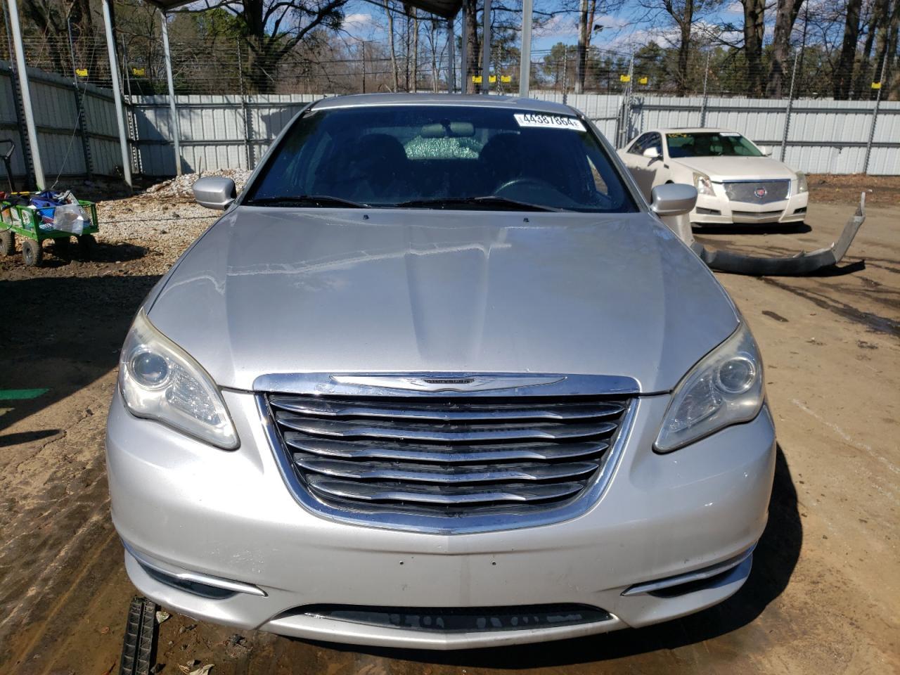 2012 CHRYSLER 200 LX - Image 5