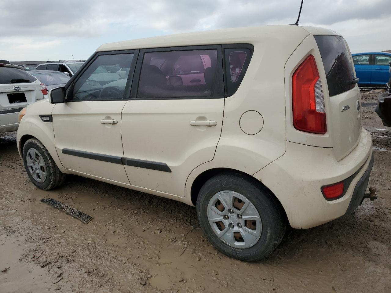 2013 KIA SOUL - Image 2