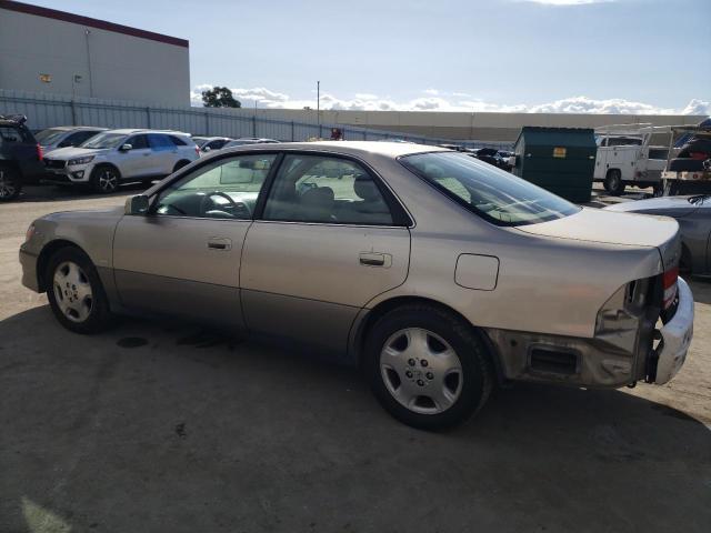 2000 Lexus Es 300 - Image 2