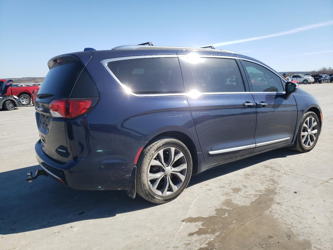 2017 CHRYSLER PACIFICA L - Image 3