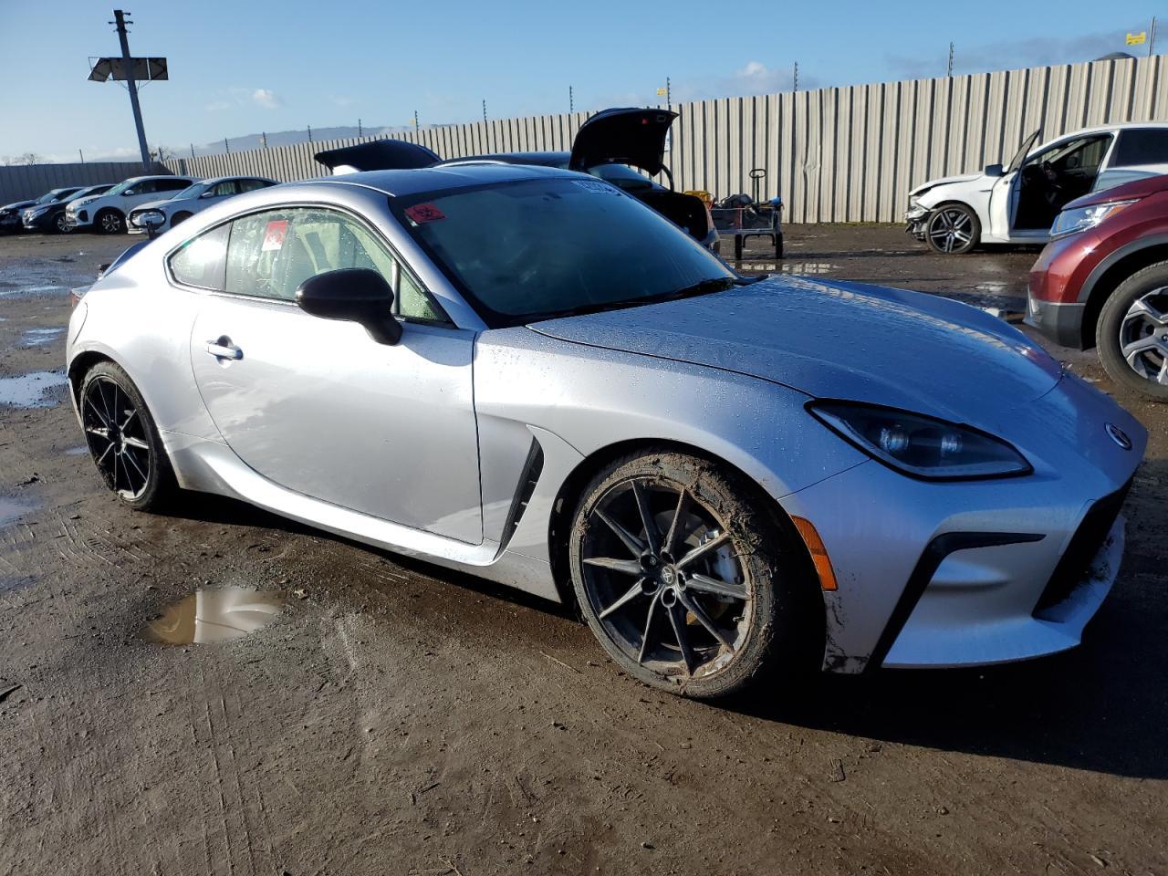 2023 TOYOTA GR 86 PREM - Фото 4