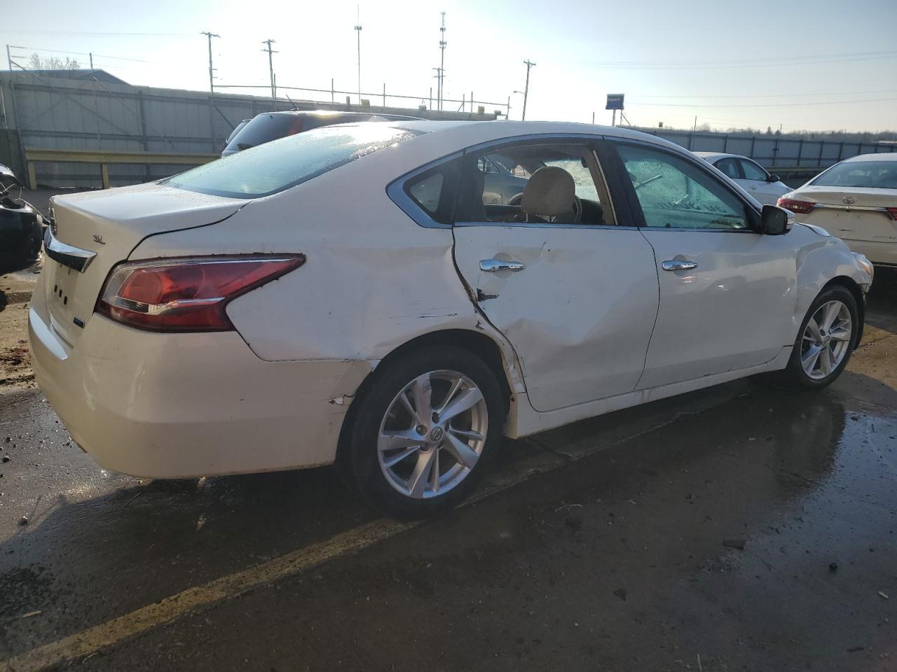 2013 NISSAN ALTIMA 2.5 - Фото 3