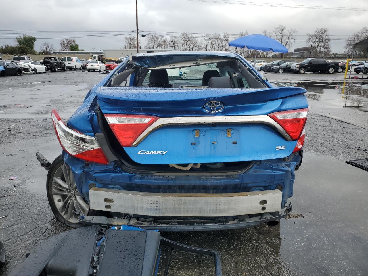 2017 TOYOTA CAMRY LE - Image 6