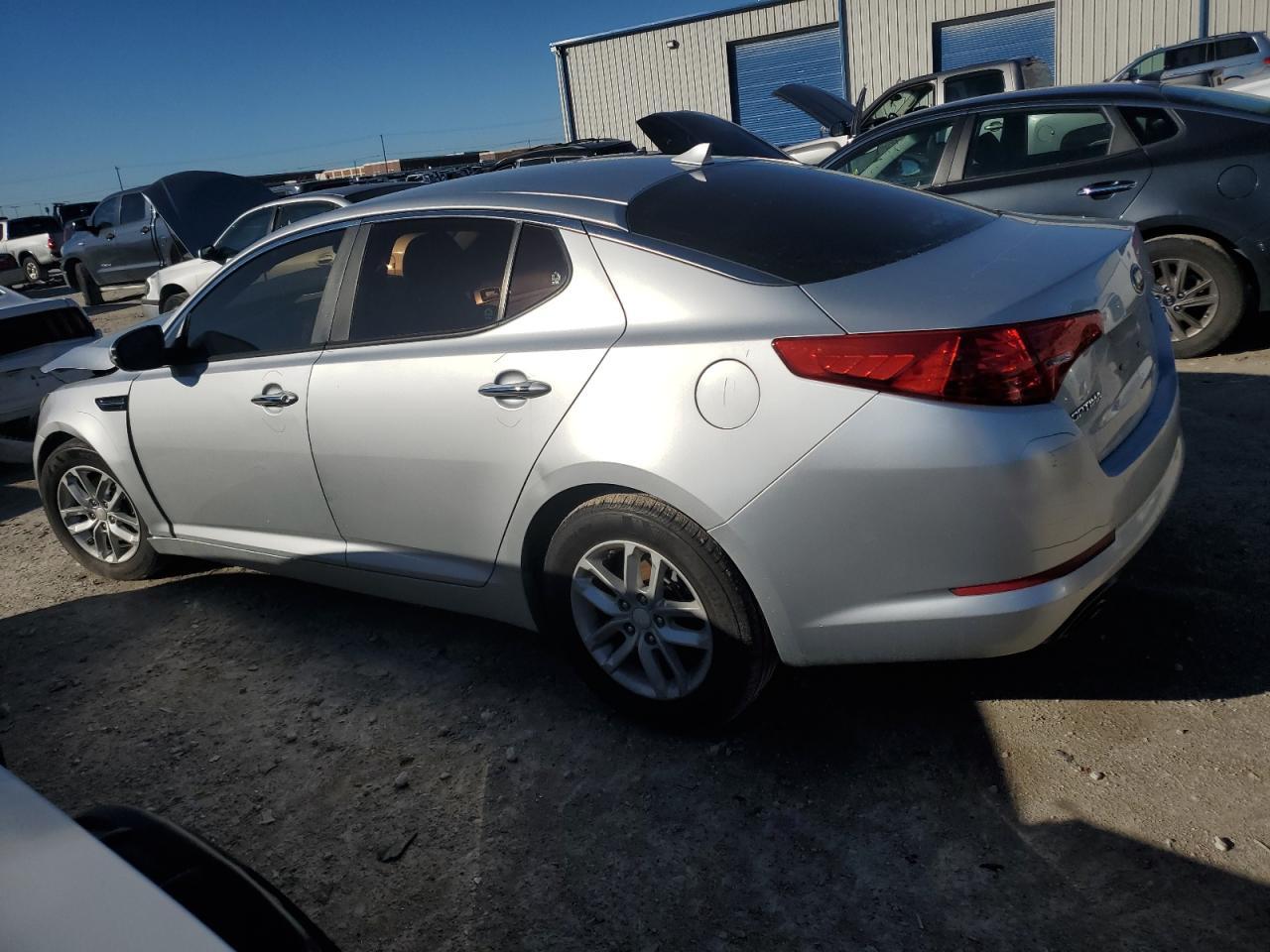 2013 KIA OPTIMA LX - Фото 2