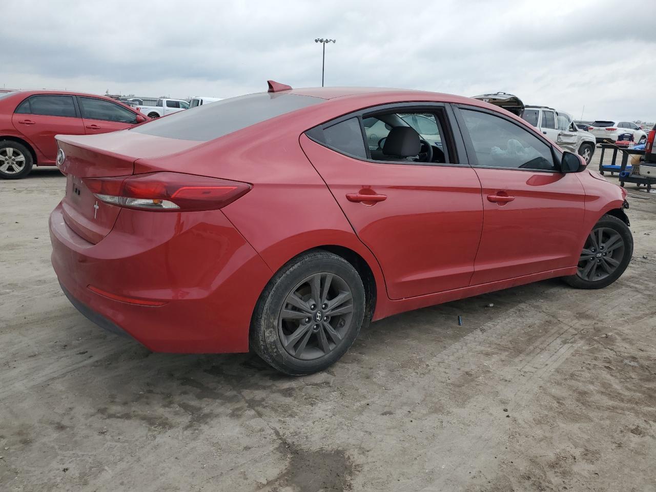 2018 HYUNDAI ELANTRA SE - Image 3