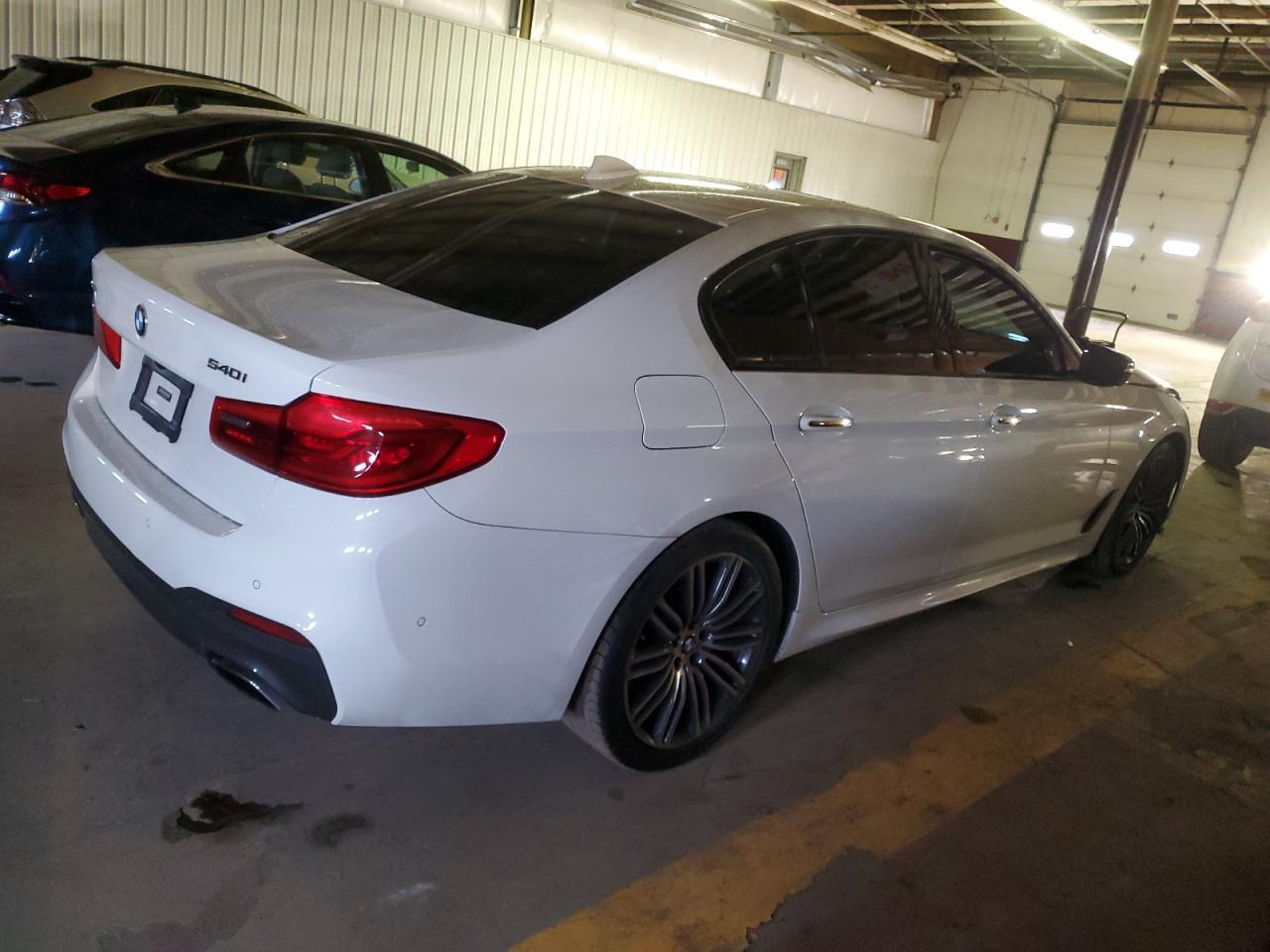 2017 BMW 540 XI - Image 3