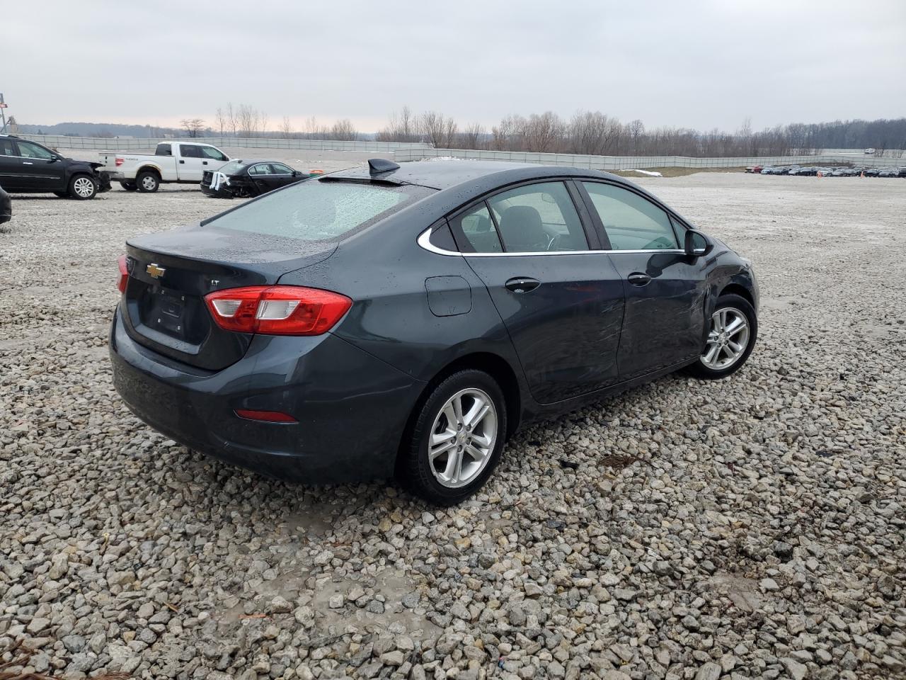 2017 CHEVROLET CRUZE LT - Image 3