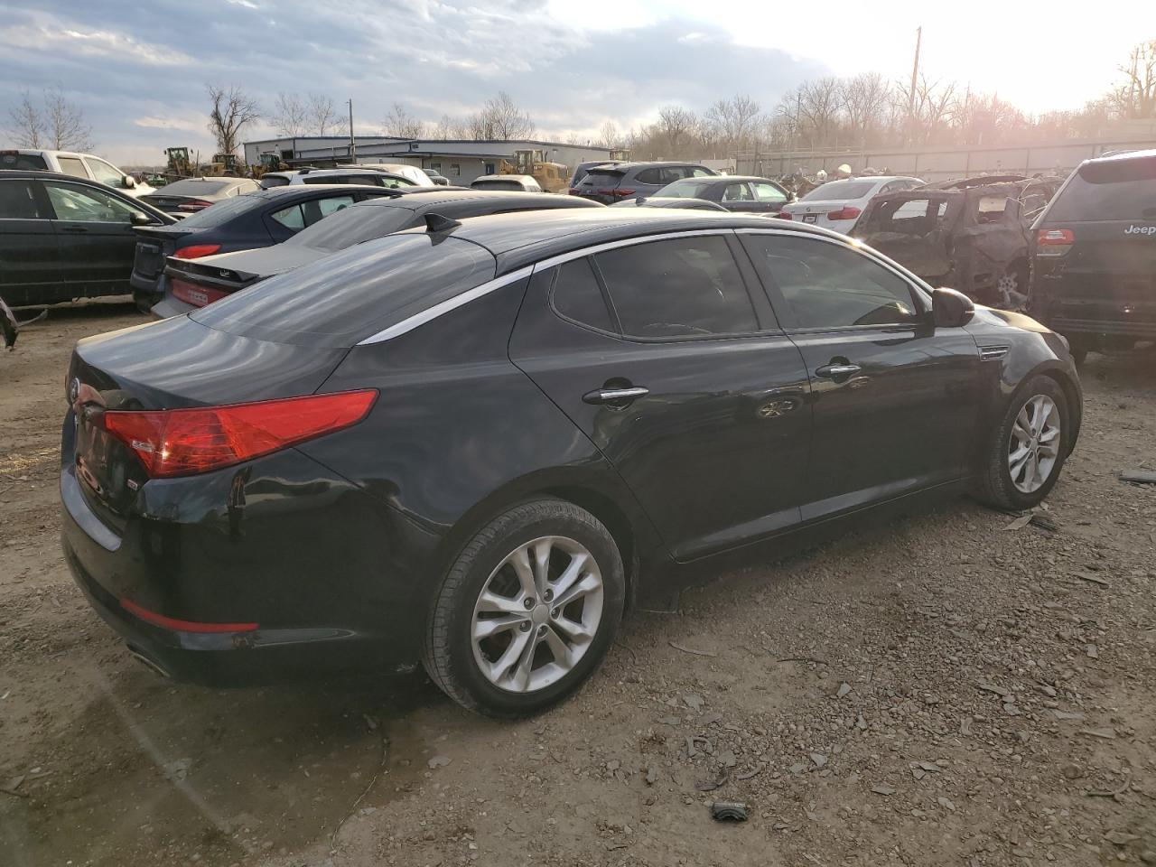 2013 KIA OPTIMA LX - Фото 3