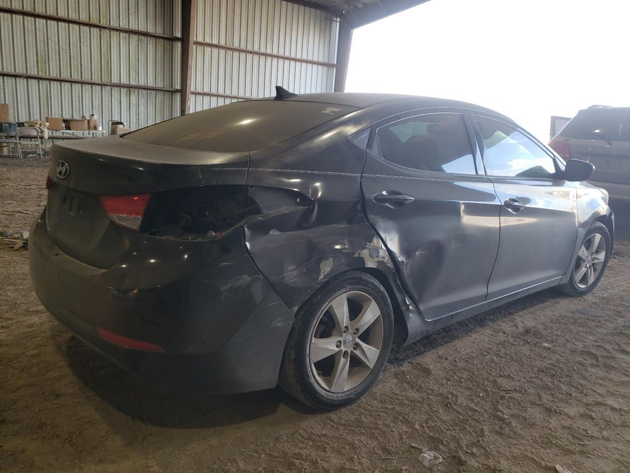 2015 HYUNDAI ELANTRA SE - Image 3