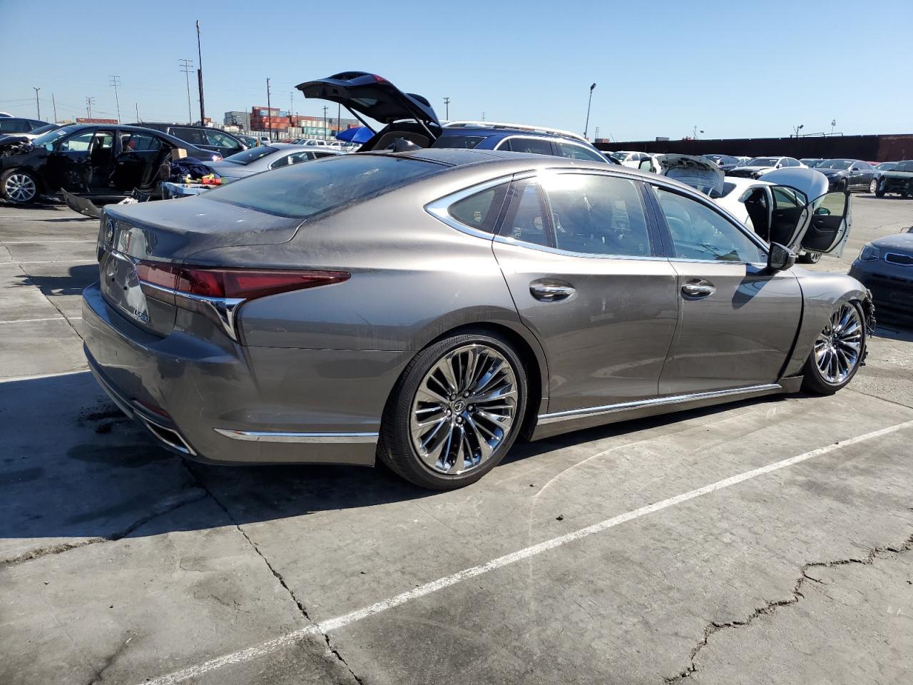 2018 LEXUS LS 500 BAS - Image 3