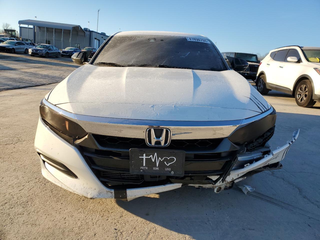 2018 HONDA ACCORD LX - Фото 5
