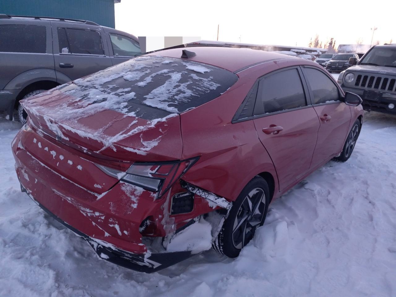 2023 HYUNDAI ELANTRA SE - Image 3