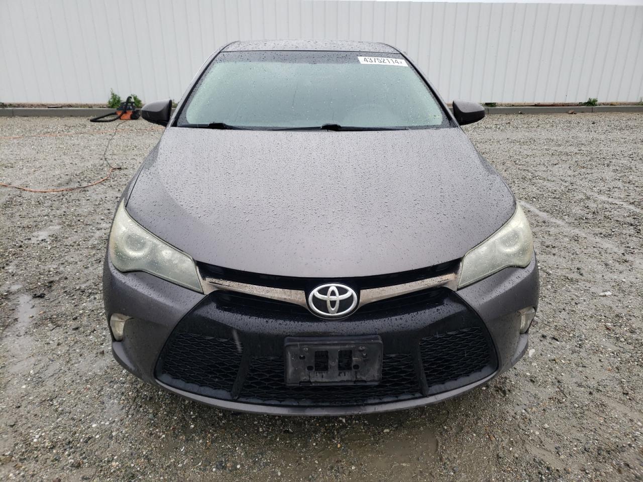 2015 TOYOTA CAMRY LE - Фото 5