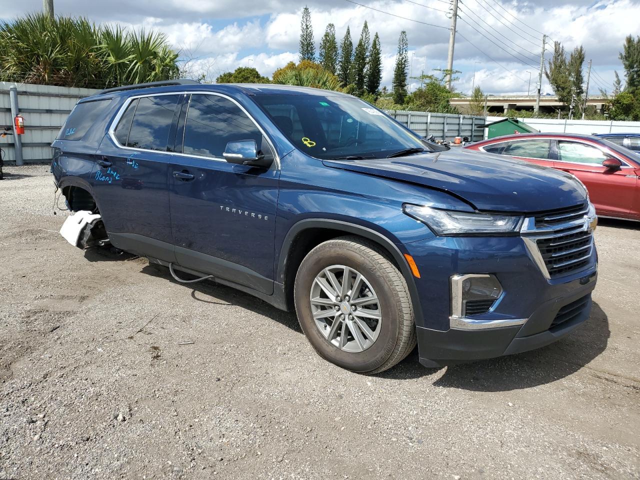 2023 CHEVROLET TRAVERSE L - Фото 4