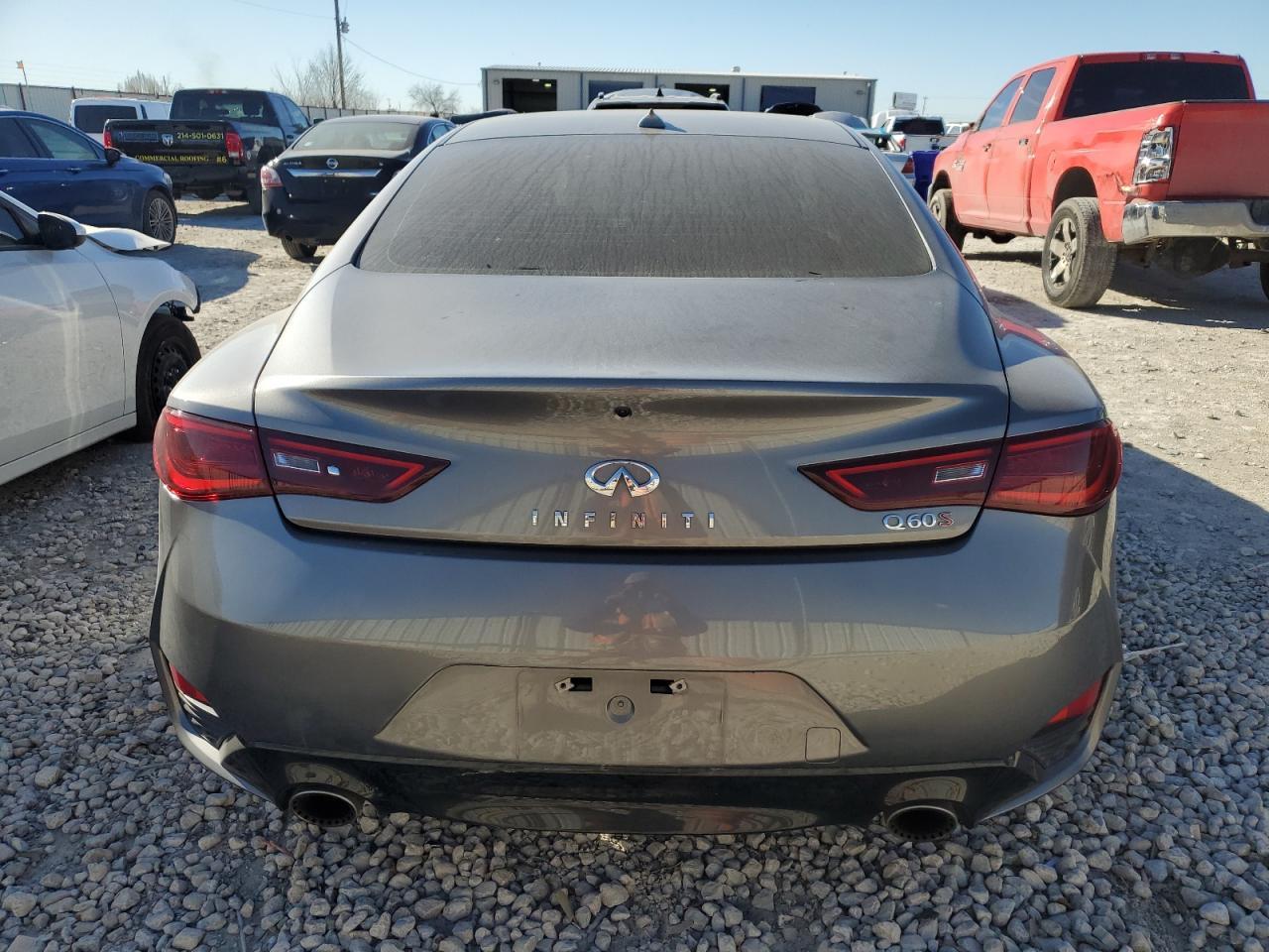 2017 INFINITI Q60 RED SP - Image 6