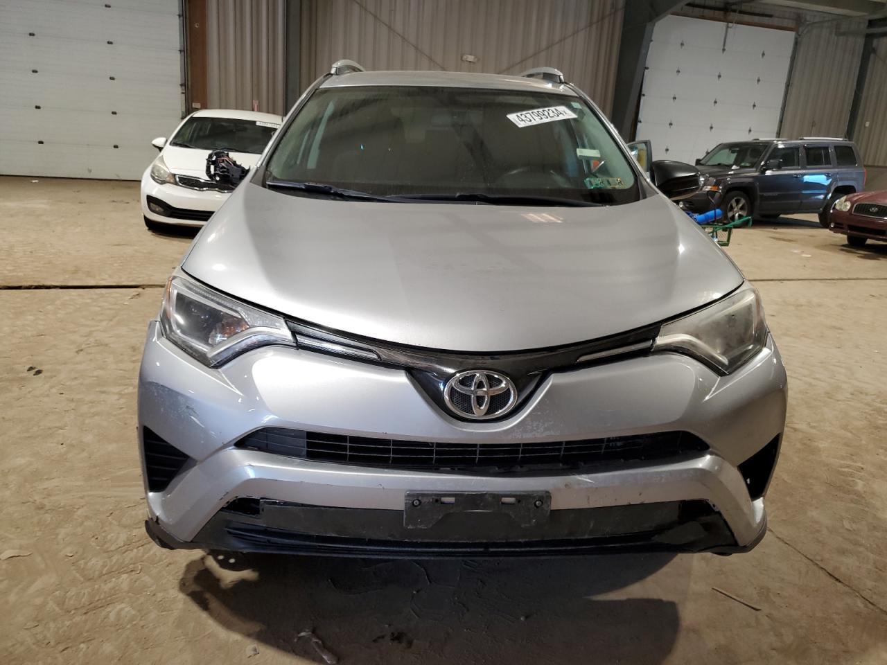 2016 TOYOTA RAV4 LE - Image 5