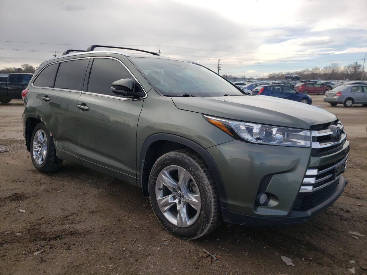 2018 TOYOTA HIGHLANDER - Image 4