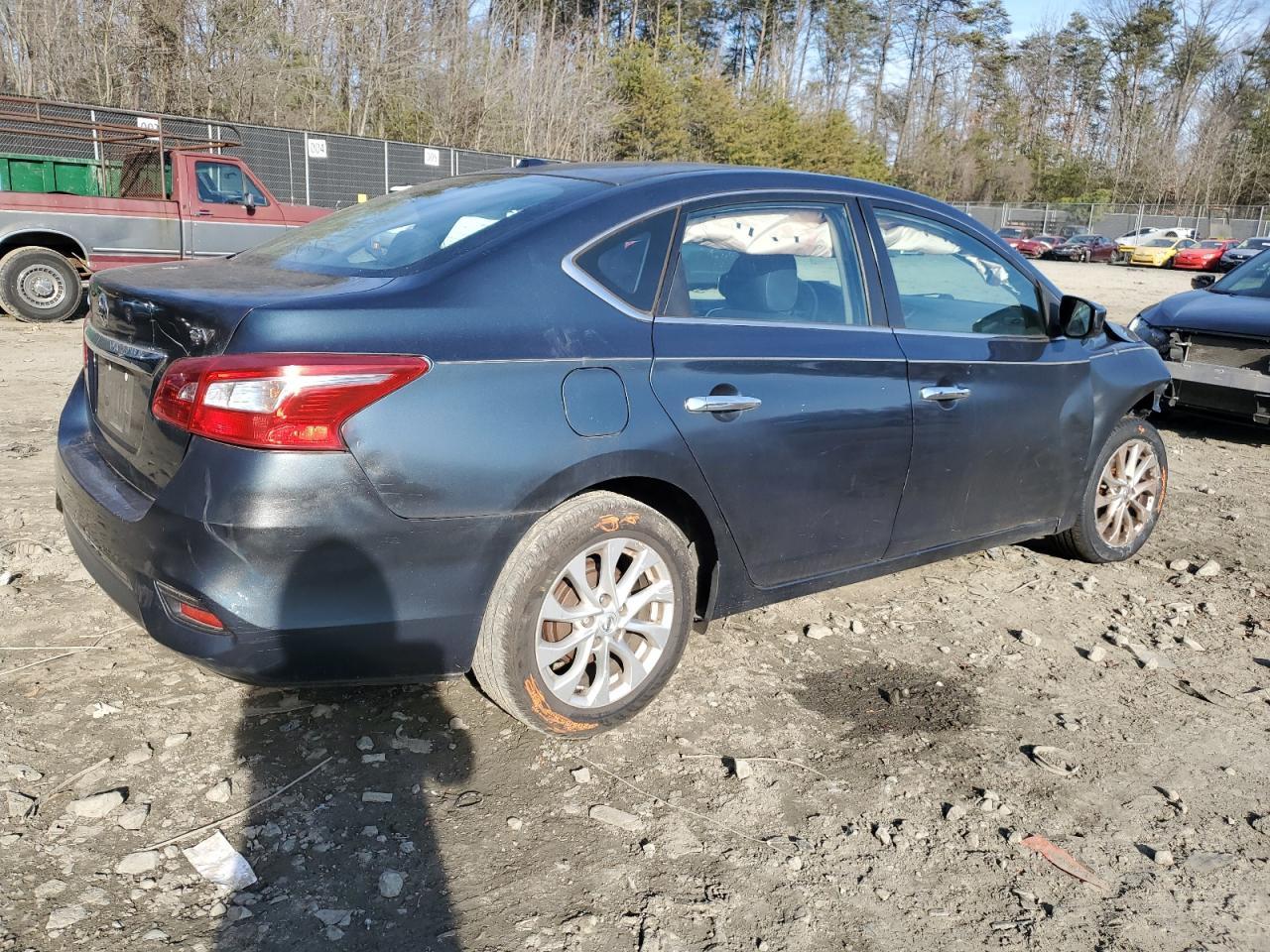 2017 NISSAN SENTRA S - Фото 3