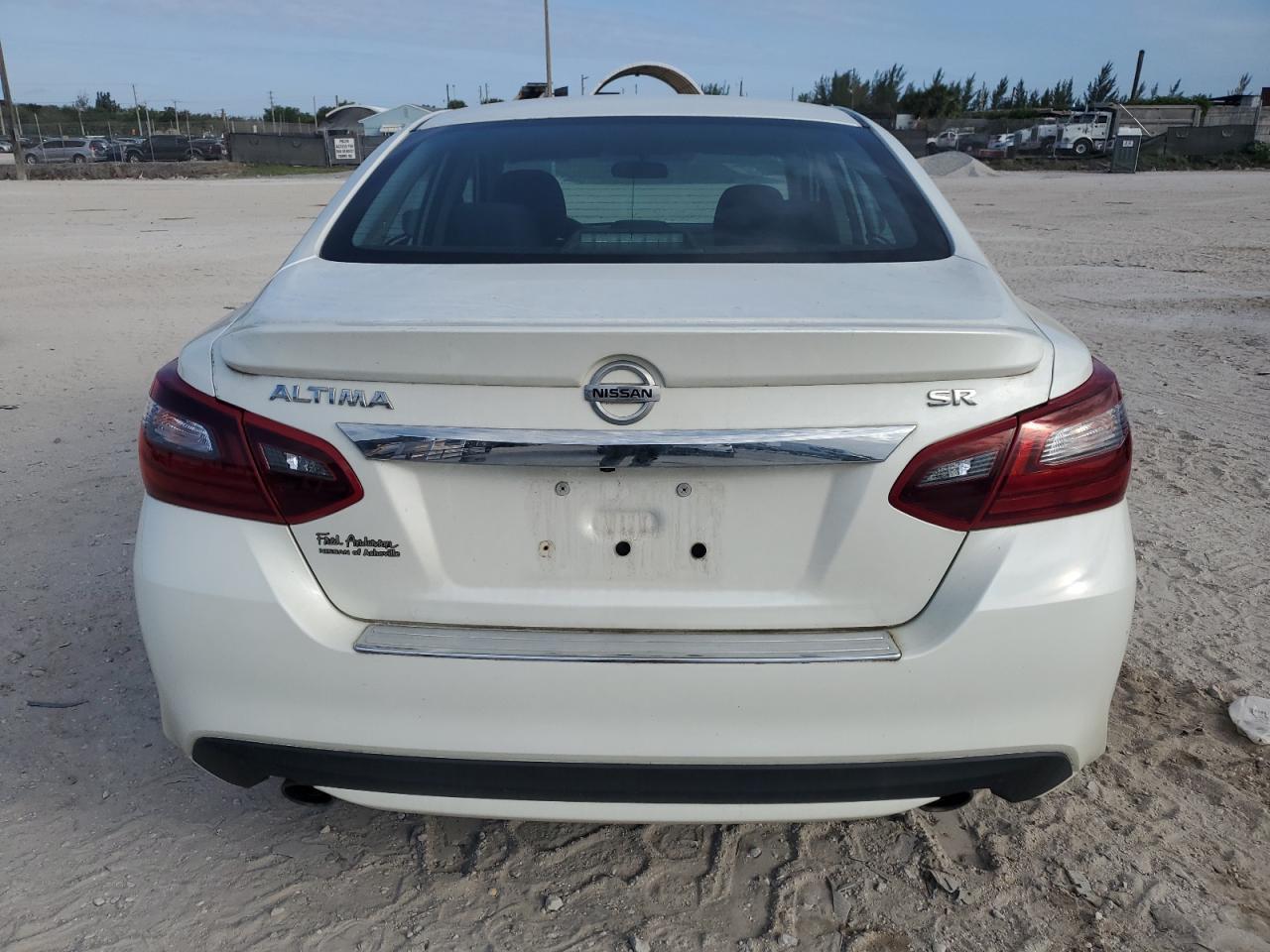 2017 NISSAN ALTIMA 2.5 - Фото 6