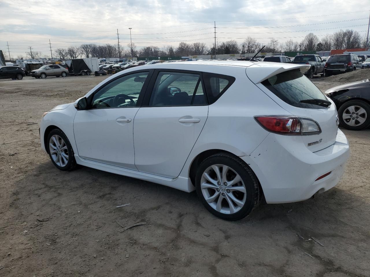 2010 MAZDA 3 S - Фото 2