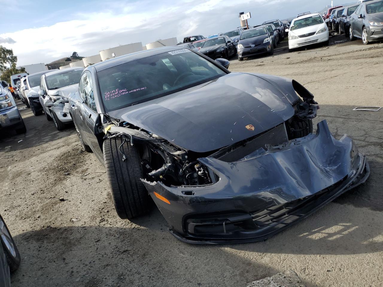 2018 PORSCHE PANAMERA 4 - Фото 4