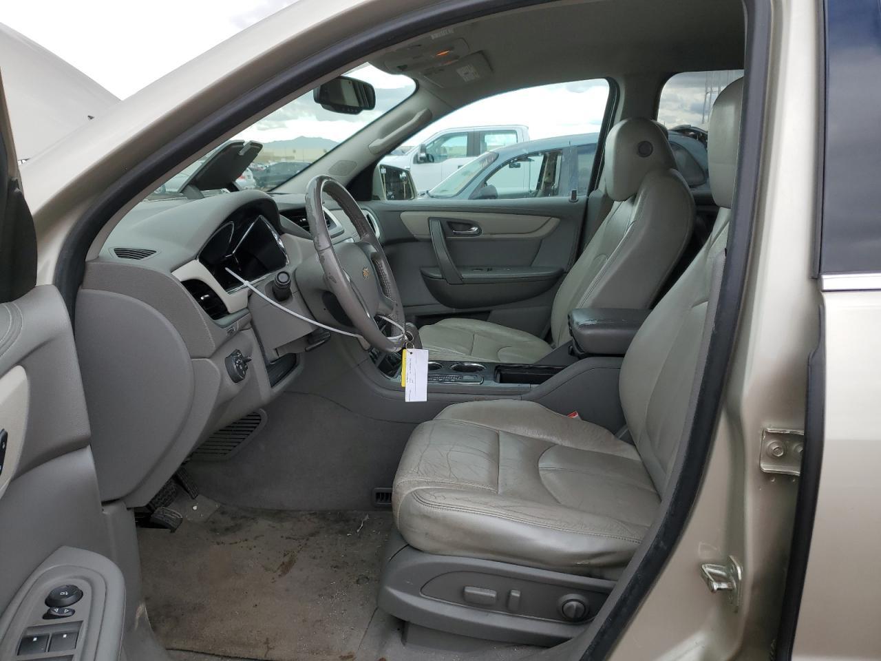2014 CHEVROLET TRAVERSE L - Image 7