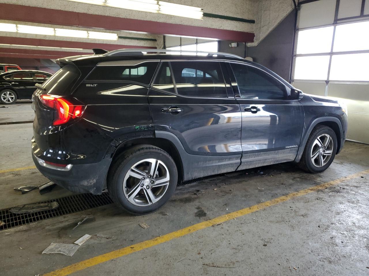 2018 GMC TERRAIN SL - Image 3