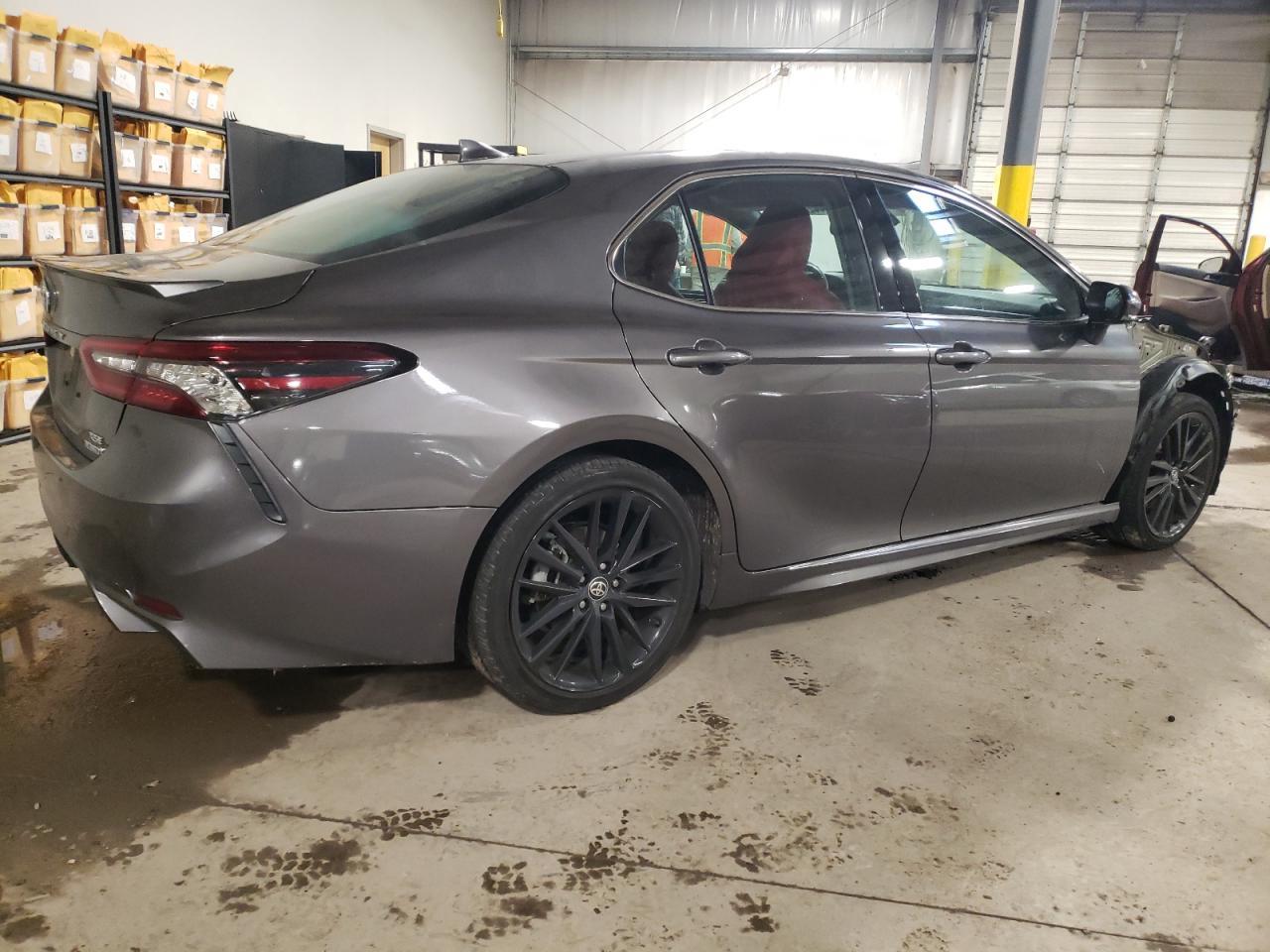 2022 TOYOTA CAMRY XSE - Image 3