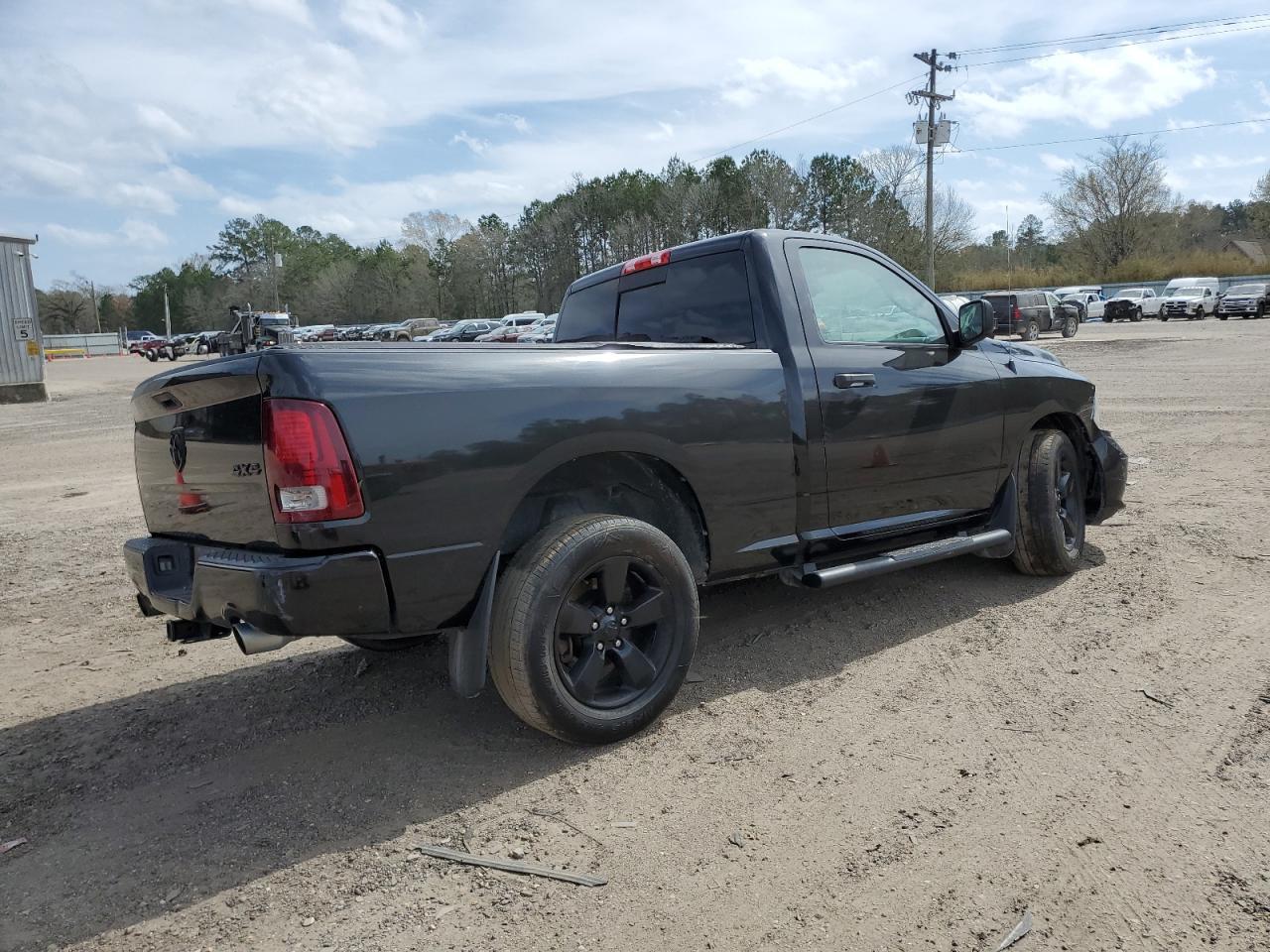 2015 RAM 1500 ST - Image 3