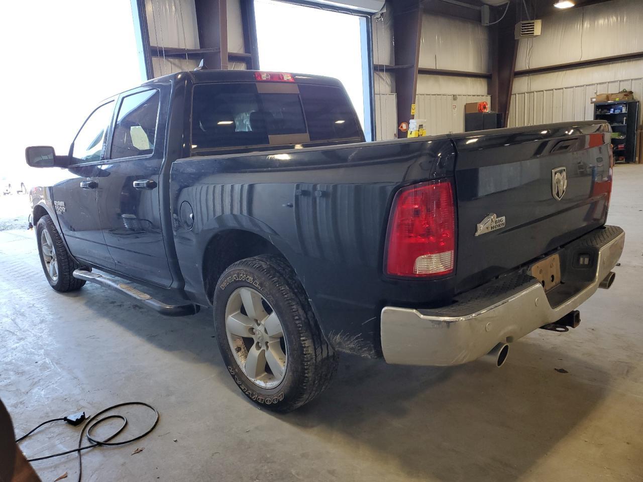 2019 RAM 1500 CLASS - Фото 2