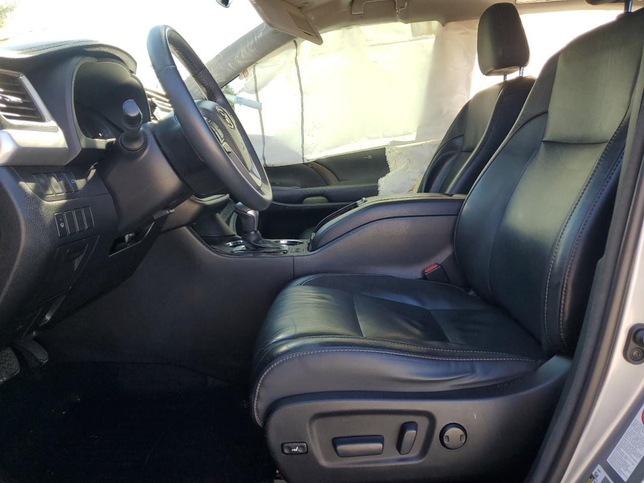 2015 TOYOTA HIGHLANDER - Image 7